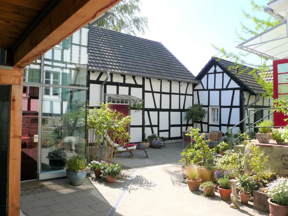 Ferienhaus Im Fachwerkhof 'Haus In Bewegung' Seelscheid 外观 照片